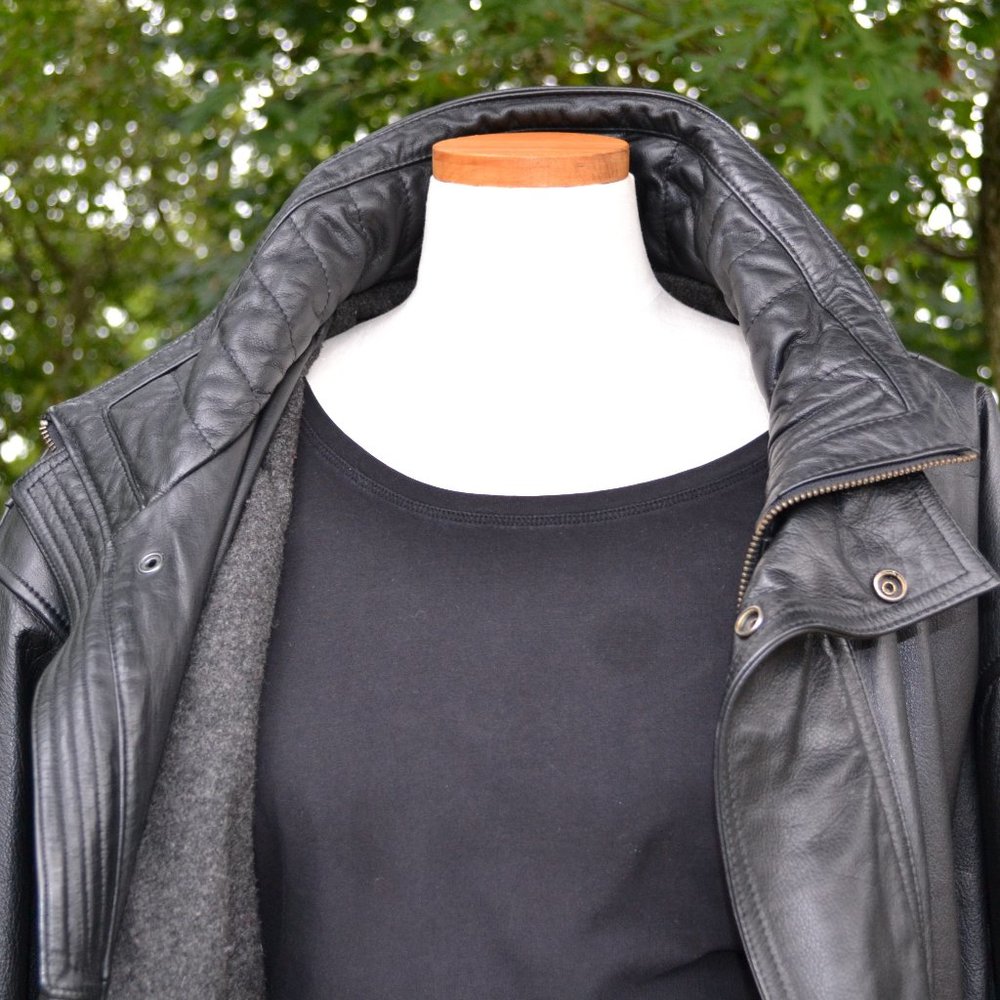 Vintage Men's Black Leather Bomber Stadium Jacket - Picture 10 of 10
